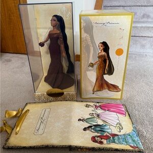 Pocahontas Disney Store Designer Princess Doll Limited BNIB